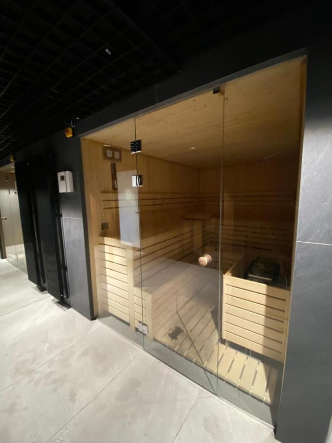 Alpaka Apartments Gdansk -W Cenie Parking, Wifi, Sauna I Silownia - Przepiekny Widok Na Starowke I Motlawe Ngoại thất bức ảnh